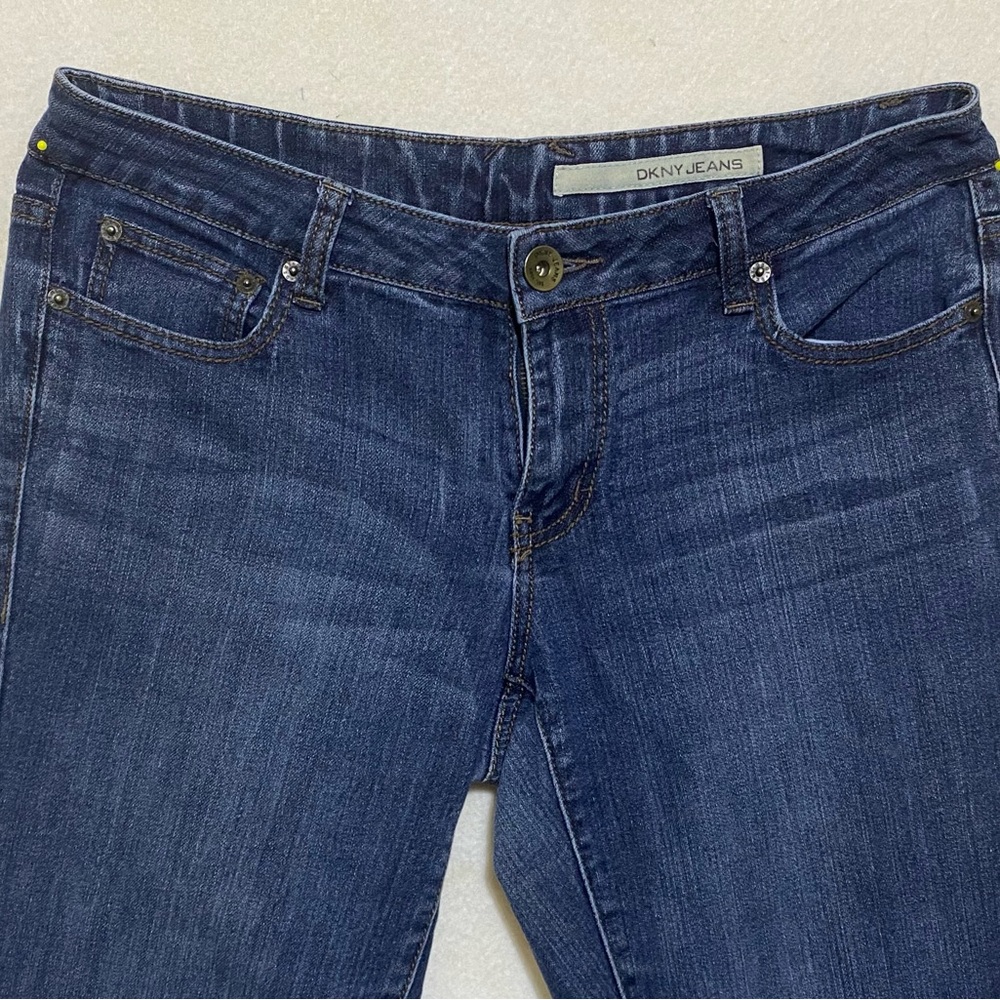 DKNY Women's low rise Blue Jeans size 10
